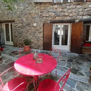 https://le-manarou.fr-provencehotel.com
