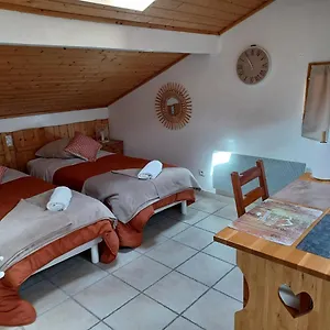 Appartement Le Mont-cenis, Garage Pour Motards Et Cyclistes, Gare A 800m, Fourneaux (Savoie)